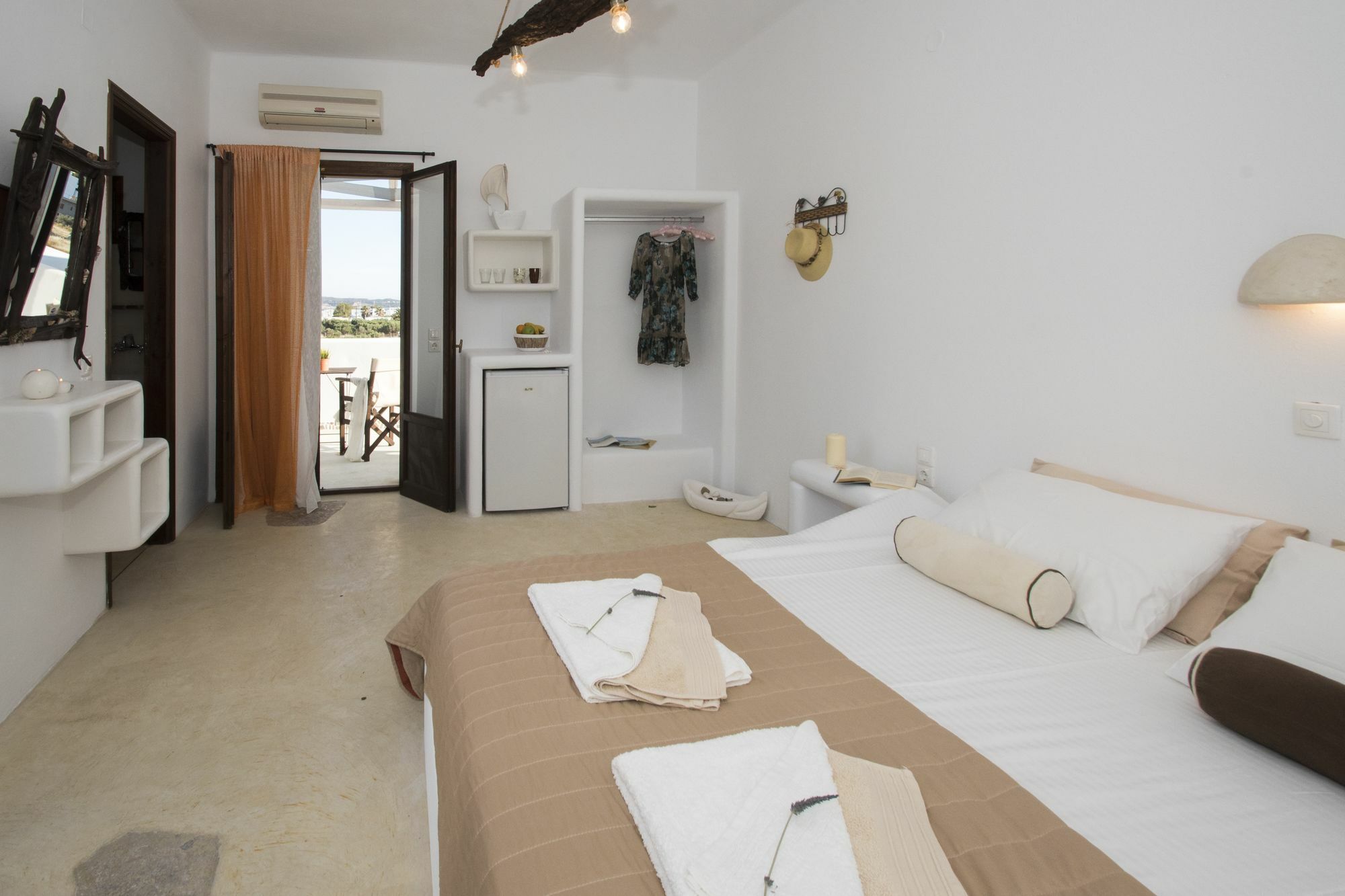 Fantasy Rooms Adamantas  Exterior foto